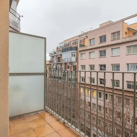 Modern And Bright In Eixample 5-2 Barcelona
