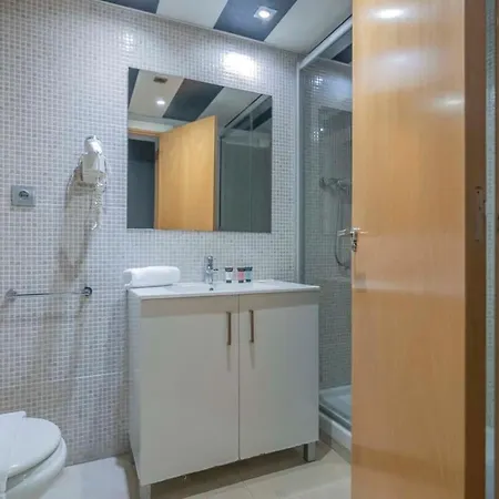 Modern And Bright In Eixample 5-2 Apartamento *