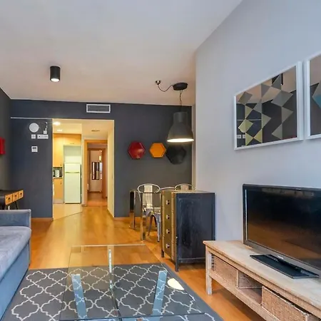 Modern And Bright In Eixample 5-2
