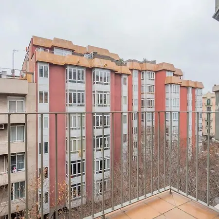 Modern And Bright In Eixample 5-2 * Barcelona